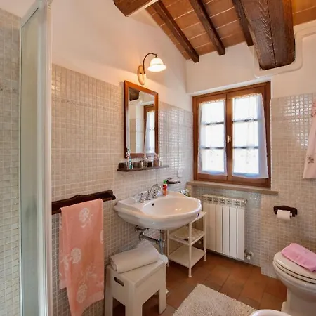 Popoltaio-schiacciato Sleeps 4 Pool T762690 Apartamento
