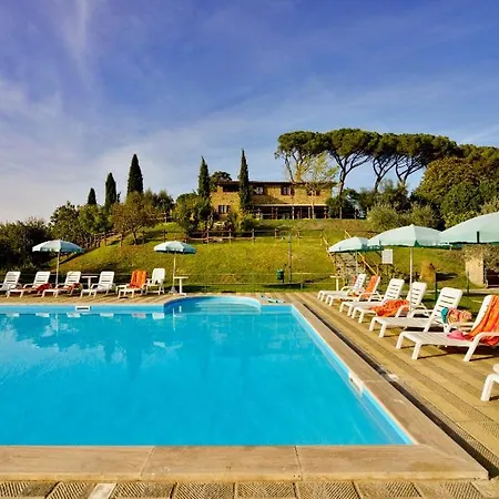Popoltaio-schiacciato Sleeps 4 Pool T762690 *
